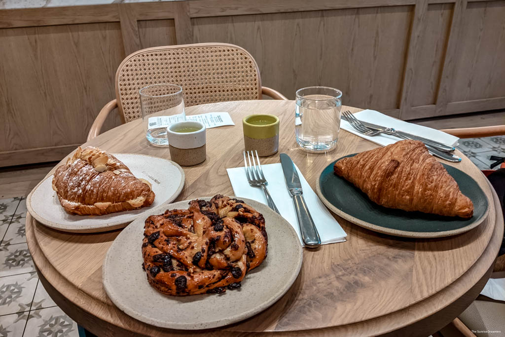 Vegan Pastries - Holy Llama - Athens, Greece
