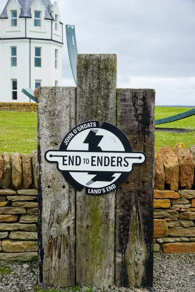 John O'Groats to Lands End sign 