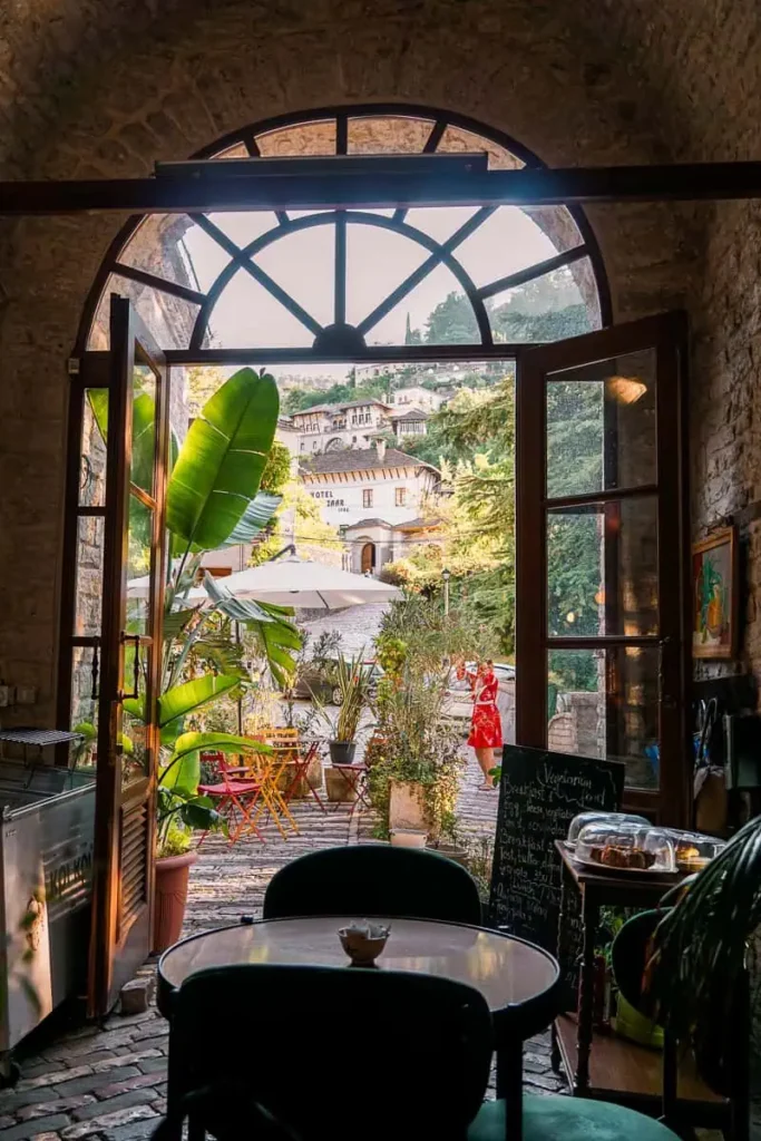 Te Kube, Vegetarian Cafe