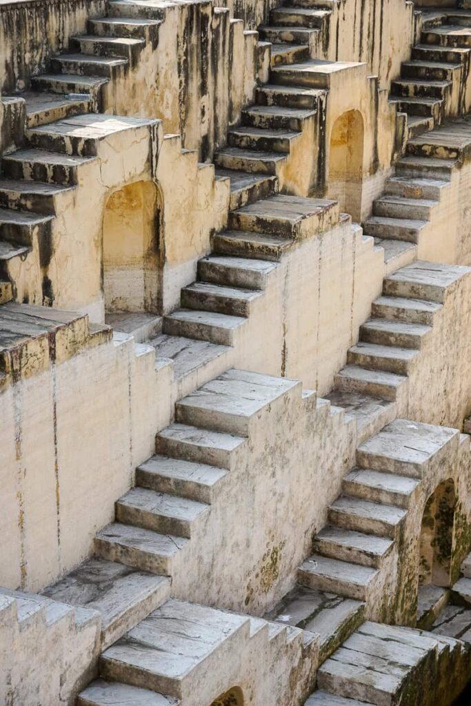 Panna Meena Ka Kund - Beautiful stepwell